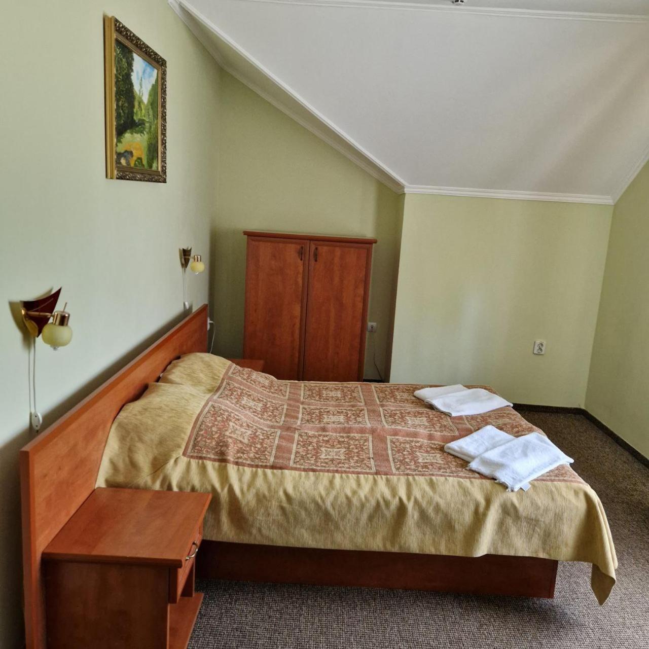 Hotel Helikon Yanoshi Eksteriør billede
